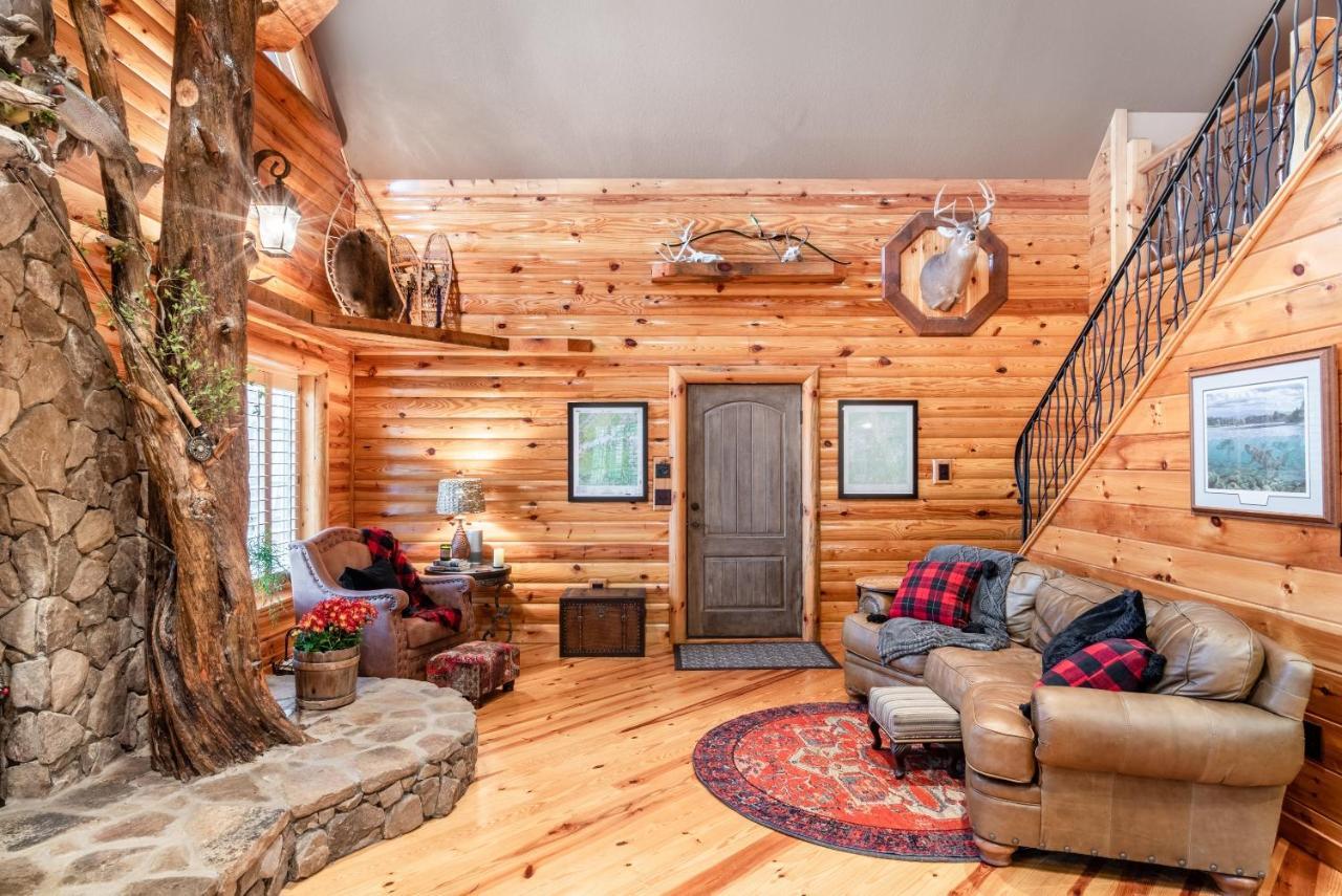 Butler Iron Mountain Lodge - Beautiful Cabin With Forest & Mountain Views! מראה חיצוני תמונה