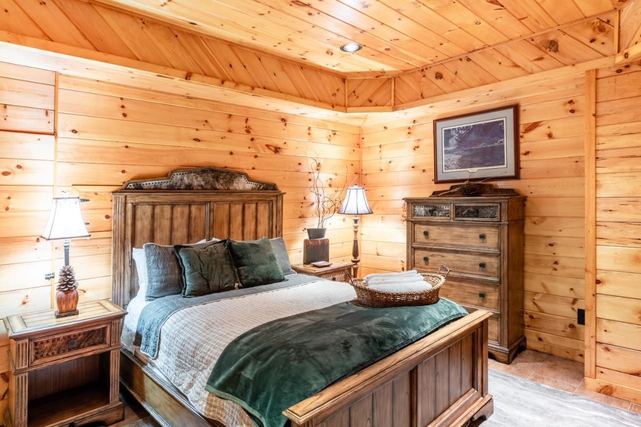 Butler Iron Mountain Lodge - Beautiful Cabin With Forest & Mountain Views! מראה חיצוני תמונה