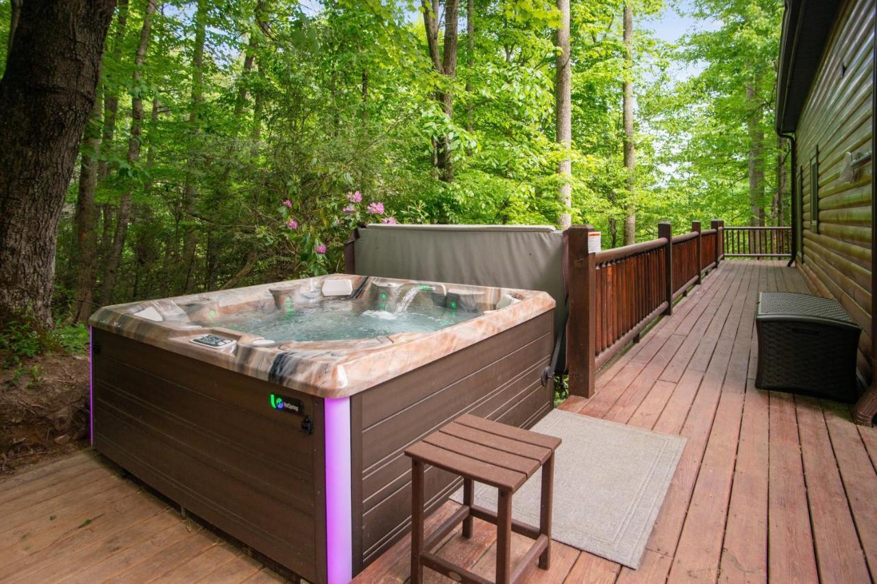 Butler Iron Mountain Lodge - Beautiful Cabin With Forest & Mountain Views! מראה חיצוני תמונה