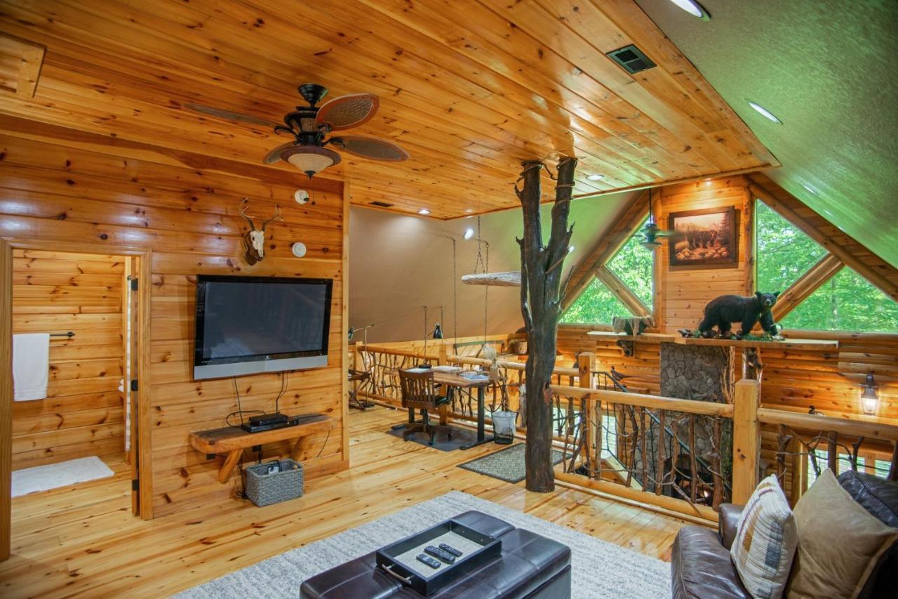 Butler Iron Mountain Lodge - Beautiful Cabin With Forest & Mountain Views! מראה חיצוני תמונה